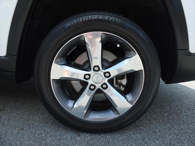 used 2022 Jeep Grand Cherokee L car, priced at $33,996