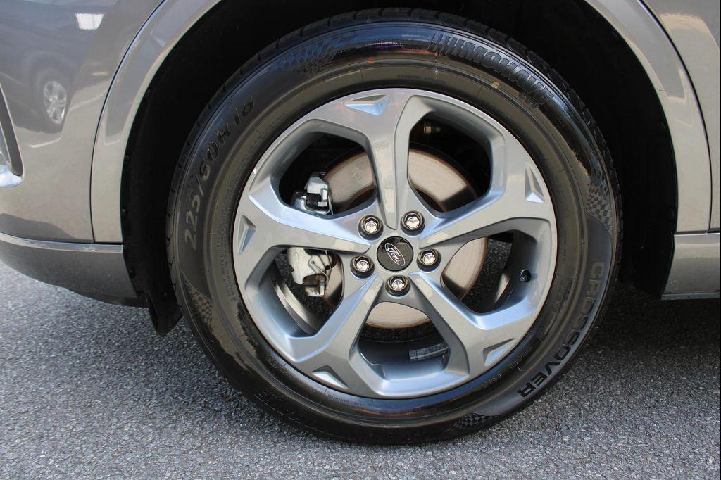 used 2023 Ford Escape car, priced at $22,524