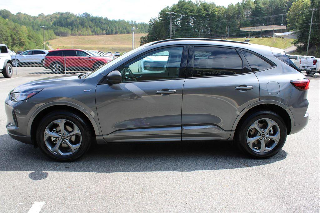 used 2023 Ford Escape car, priced at $22,524