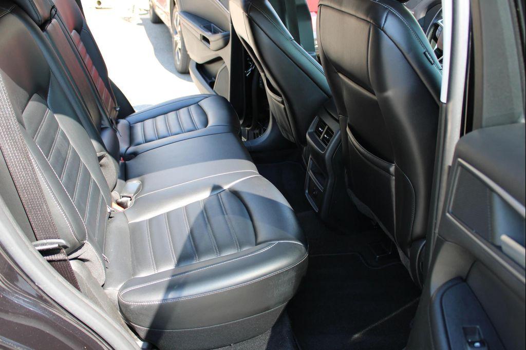 used 2023 Ford Edge car, priced at $18,996