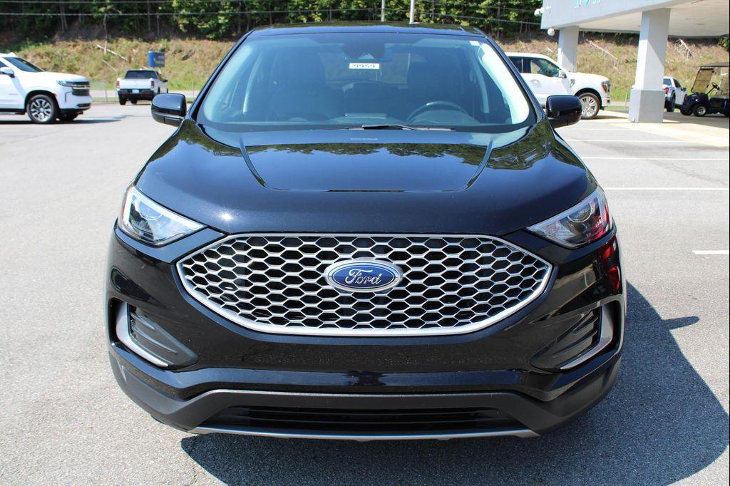 used 2023 Ford Edge car, priced at $18,996
