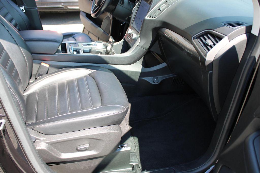 used 2023 Ford Edge car, priced at $18,996