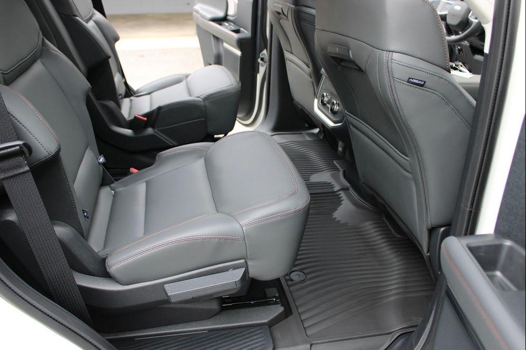 new 2025 Ford Expedition car, priced at $73,995