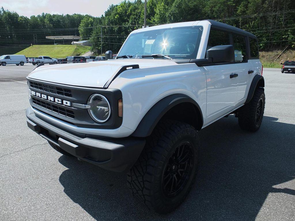 new 2025 Ford Bronco car, priced at $50,024
