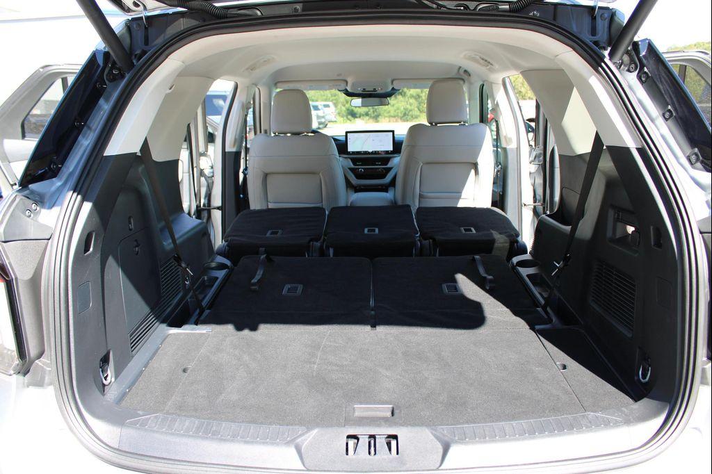 used 2025 Ford Explorer car, priced at $39,998