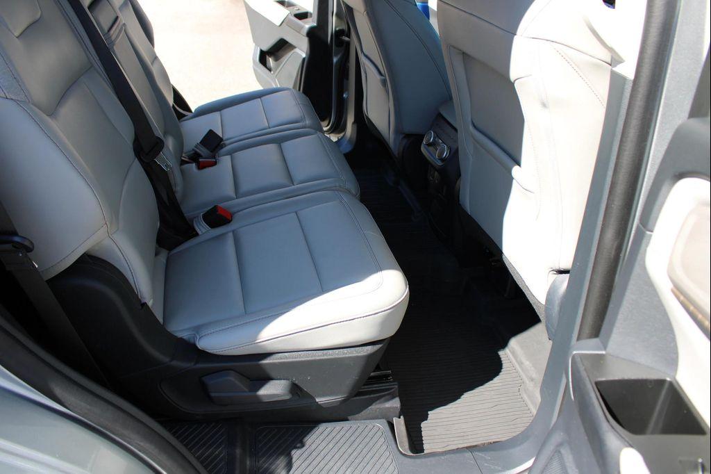 used 2025 Ford Explorer car, priced at $39,998