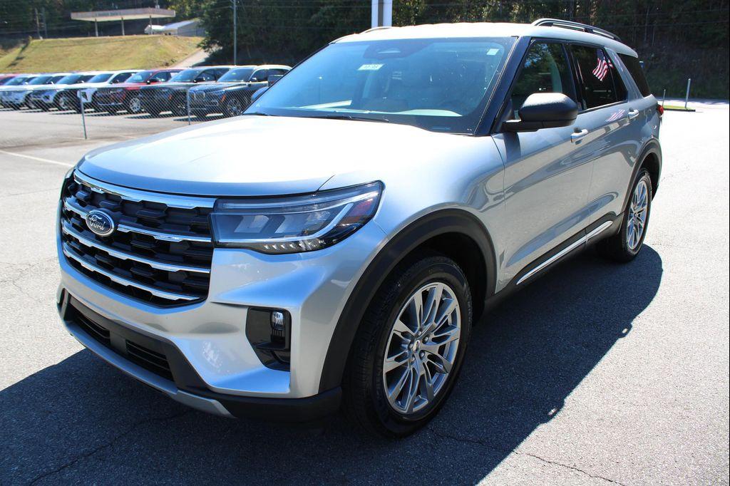 used 2025 Ford Explorer car, priced at $39,998
