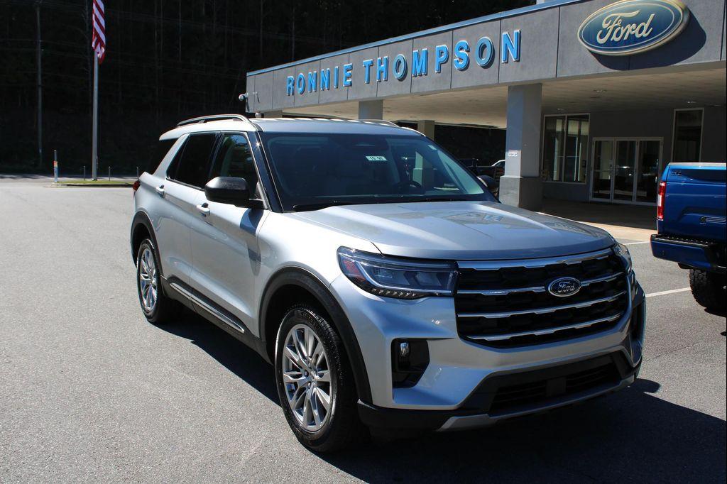 used 2025 Ford Explorer car, priced at $39,998