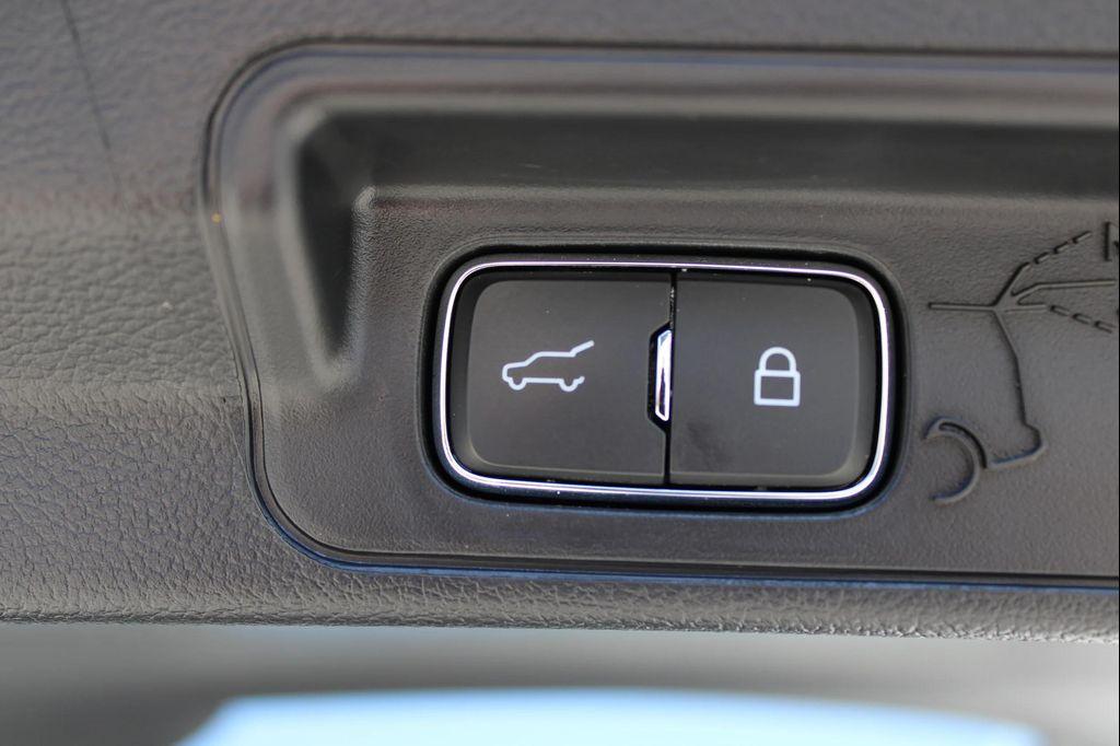 used 2025 Ford Explorer car, priced at $39,998