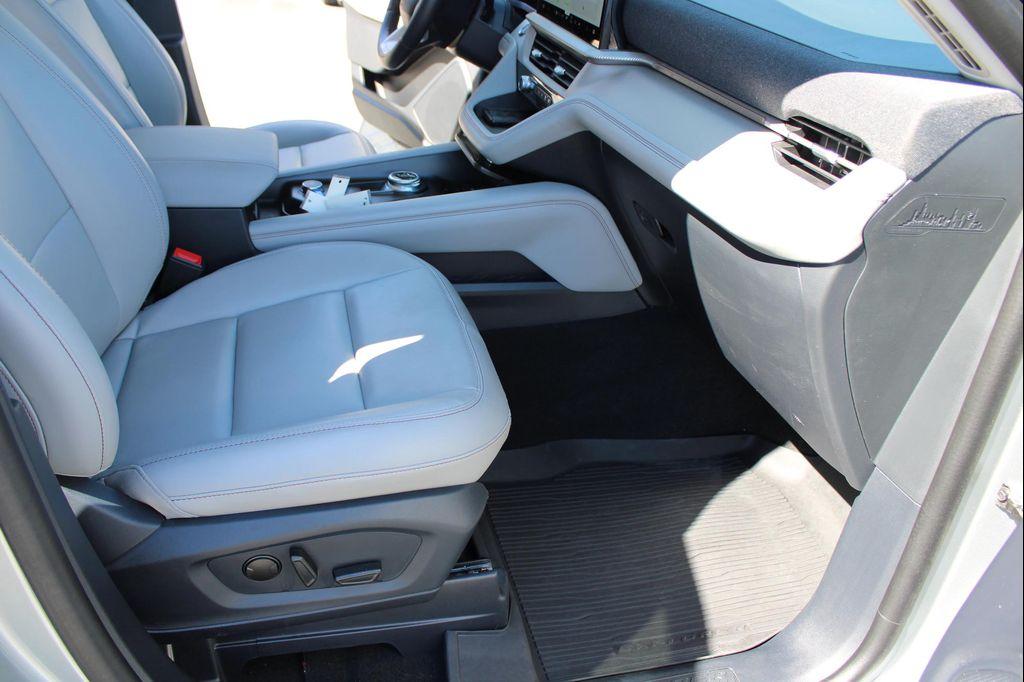 used 2025 Ford Explorer car, priced at $39,998