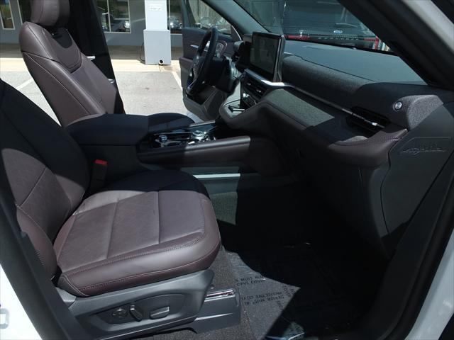 new 2025 Ford Explorer car, priced at $50,686