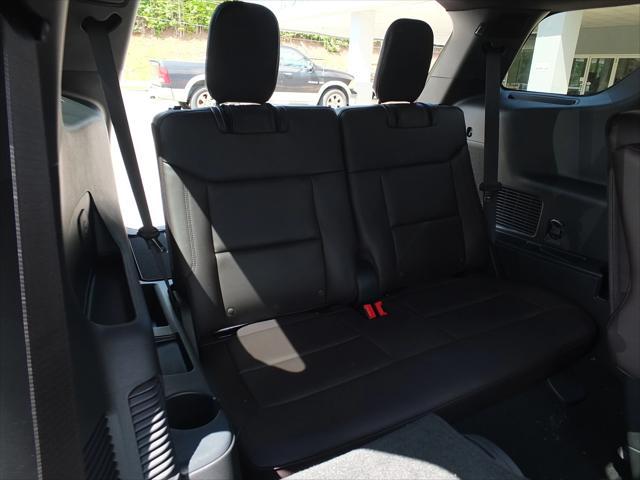 new 2025 Ford Explorer car, priced at $50,686