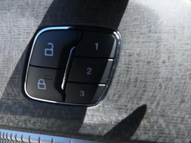 new 2025 Ford Explorer car, priced at $50,686