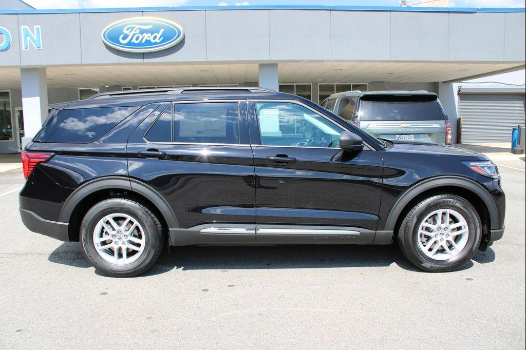 new 2025 Ford Explorer car, priced at $43,765