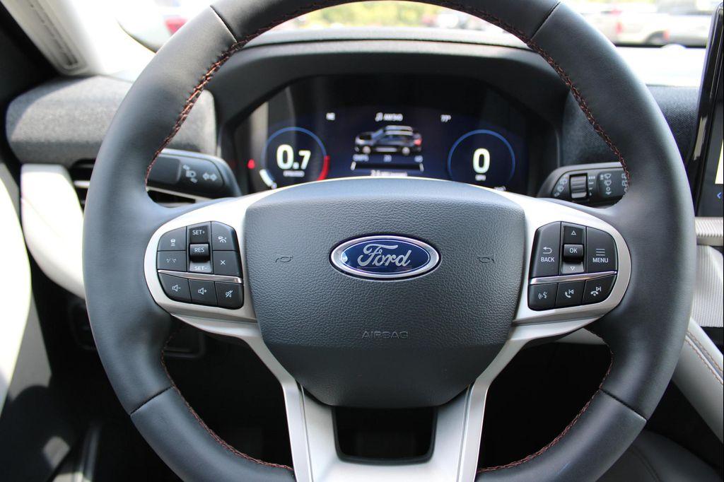 new 2025 Ford Explorer car, priced at $43,765