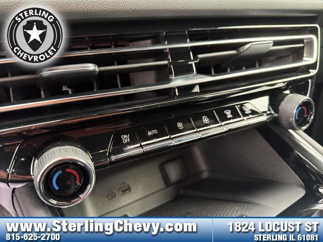 new 2026 Chevrolet Traverse car, priced at $43,990