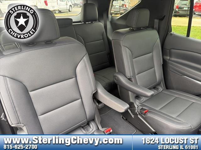 new 2026 Chevrolet Traverse car, priced at $43,990