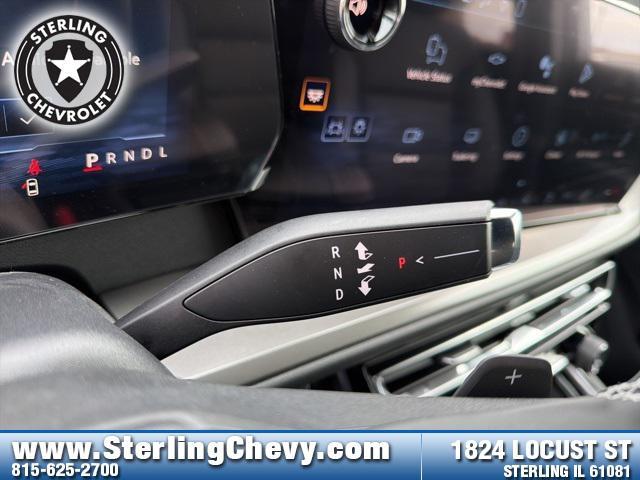 new 2026 Chevrolet Traverse car, priced at $43,990