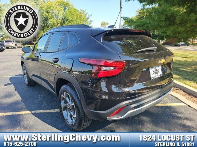 new 2025 Chevrolet Trax car, priced at $24,940