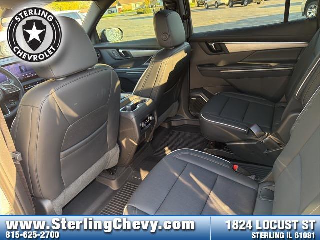 used 2025 Buick Enclave car, priced at $37,899