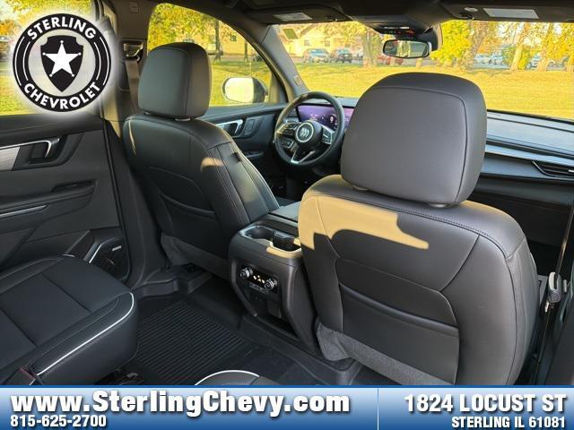 used 2025 Buick Enclave car, priced at $37,899