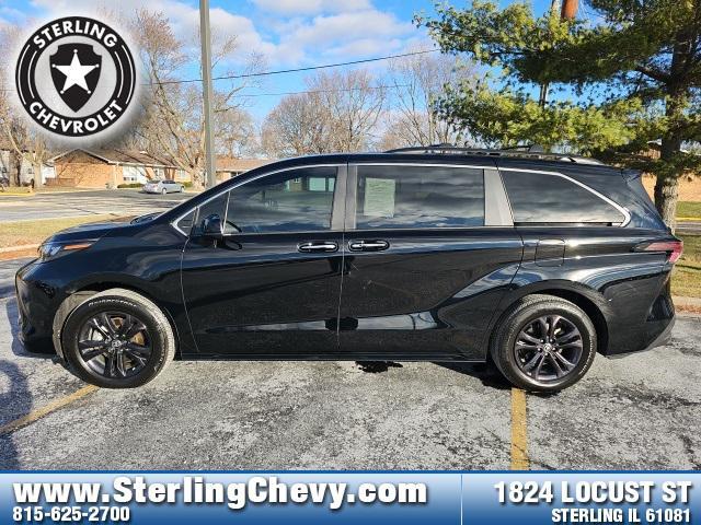 used 2024 Toyota Sienna car, priced at $49,995