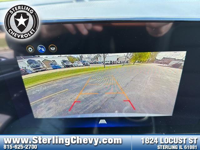 new 2026 Chevrolet Equinox car, priced at $31,900