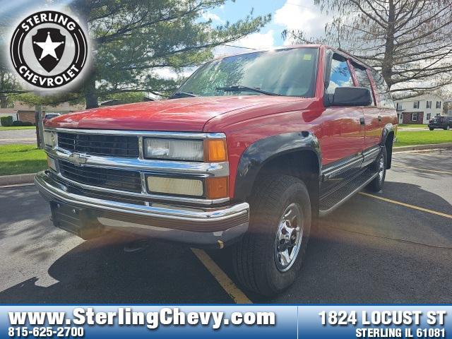 used 1999 Chevrolet Suburban car, priced at $6,789