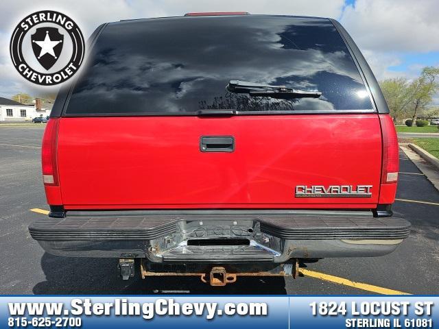 used 1999 Chevrolet Suburban car, priced at $6,789