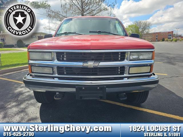 used 1999 Chevrolet Suburban car, priced at $6,789