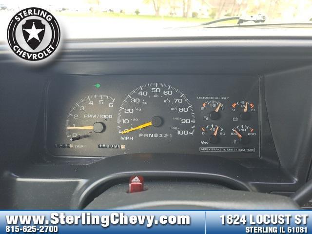 used 1999 Chevrolet Suburban car, priced at $6,789