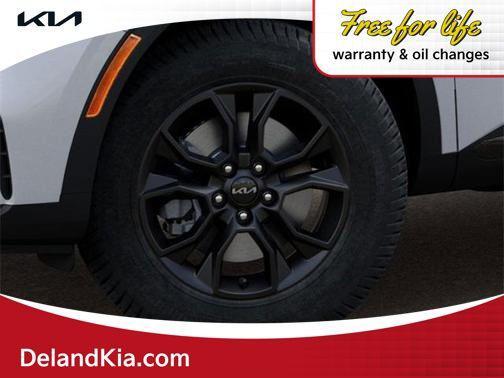 new 2025 Kia Sportage car, priced at $37,615