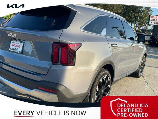used 2024 Kia Sorento car, priced at $33,294