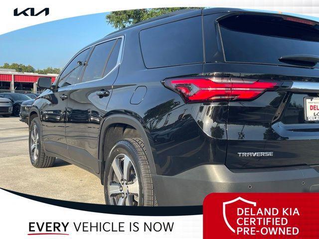used 2022 Chevrolet Traverse car, priced at $32,988