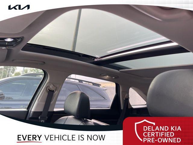 used 2022 Kia Sorento car, priced at $30,187