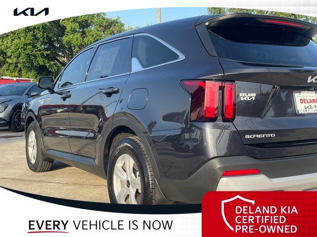 used 2025 Kia Sorento car, priced at $30,955