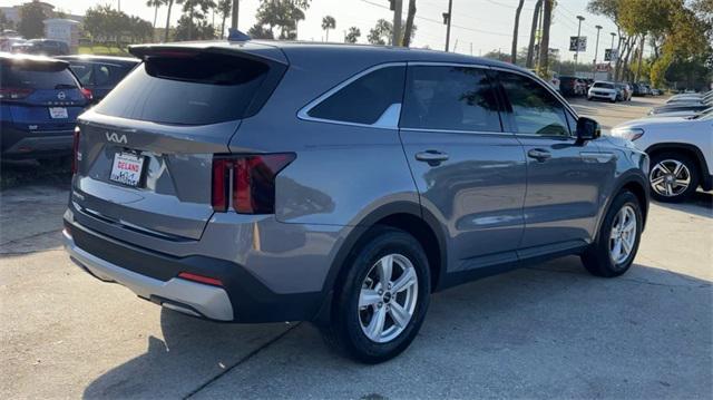 used 2024 Kia Sorento car, priced at $32,848