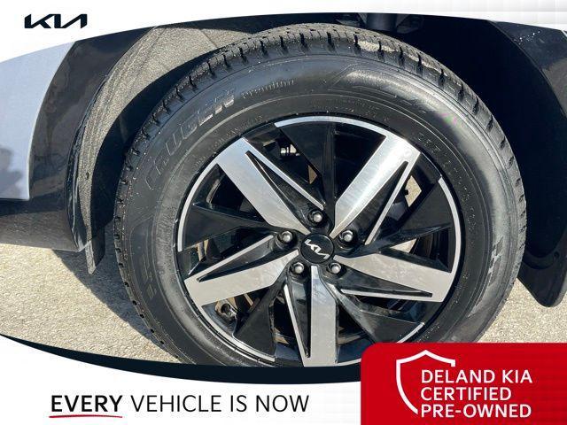 used 2022 Kia Sorento car, priced at $28,429