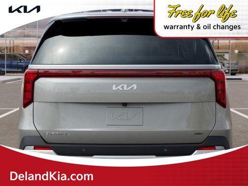 new 2025 Kia Carnival Hybrid car
