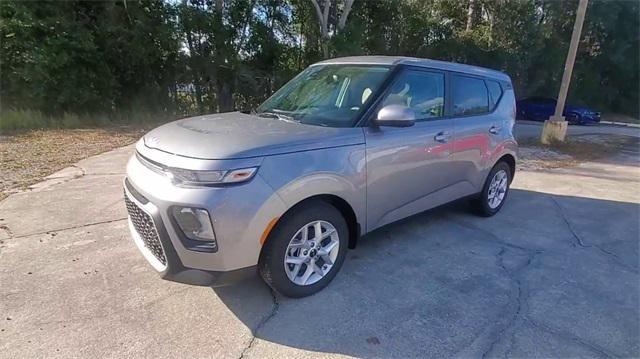 used 2022 Kia Soul car, priced at $19,990