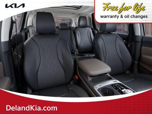 new 2025 Kia Carnival Hybrid car