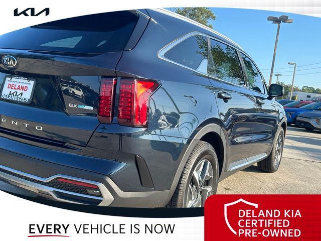 used 2021 Kia Sorento Hybrid car, priced at $26,997