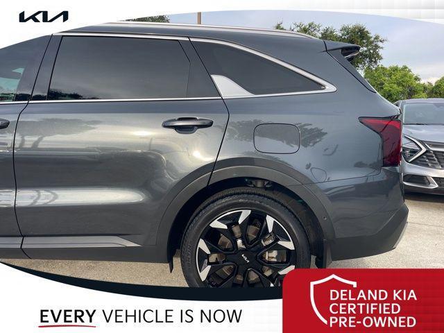 used 2024 Kia Sorento car, priced at $33,059