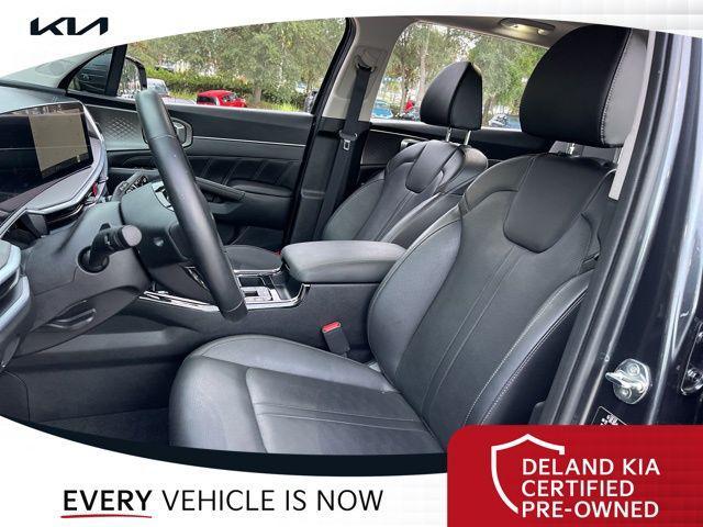 used 2024 Kia Sorento car, priced at $33,059