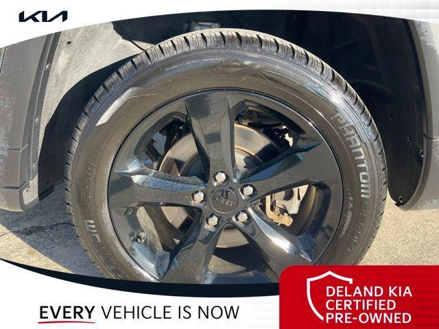 used 2023 Jeep Grand Cherokee L car, priced at $28,934