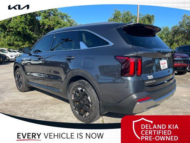 used 2024 Kia Sorento car, priced at $31,890
