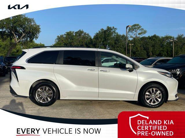 used 2023 Toyota Sienna car, priced at $34,972