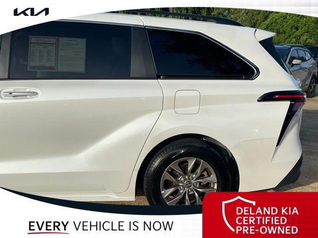 used 2023 Toyota Sienna car, priced at $34,972