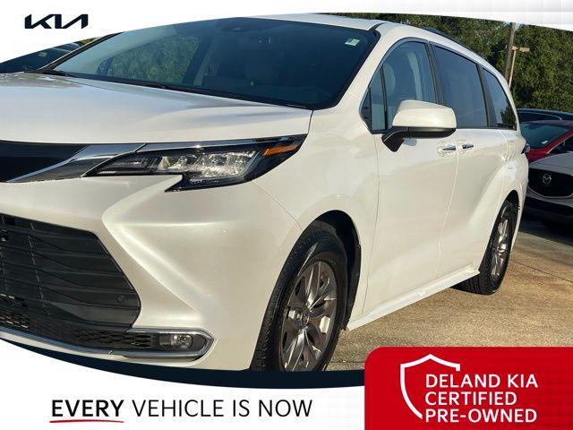 used 2023 Toyota Sienna car, priced at $34,972