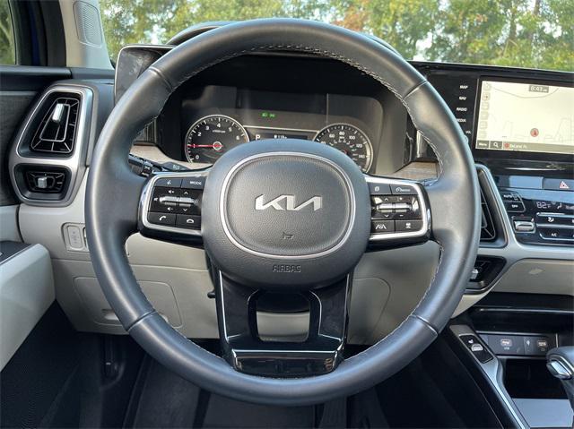 used 2023 Kia Sorento car, priced at $31,698